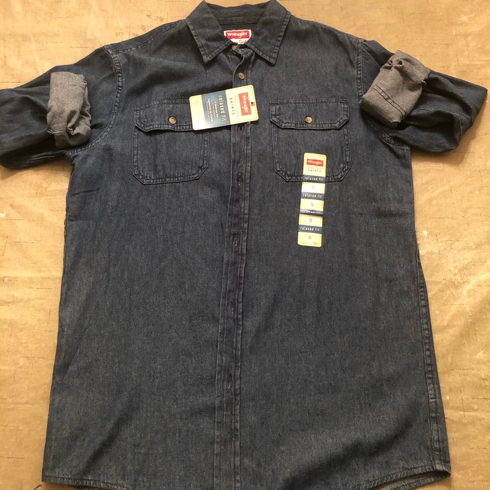 Wrangler shirt
